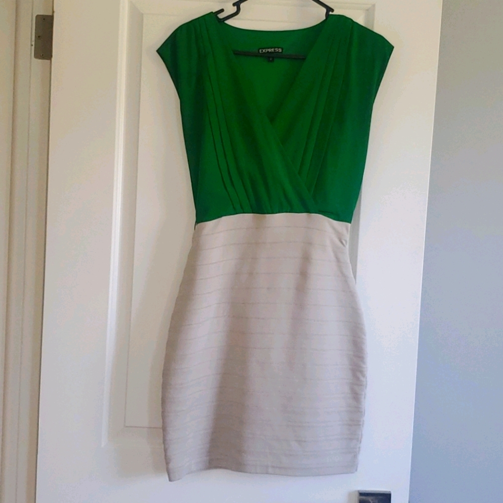 Express Comfy Spring Dress Small